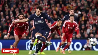 Perisic Scores Penalty to Give PSV Lead After Van Dijk’s Handball Problem for Liverpool