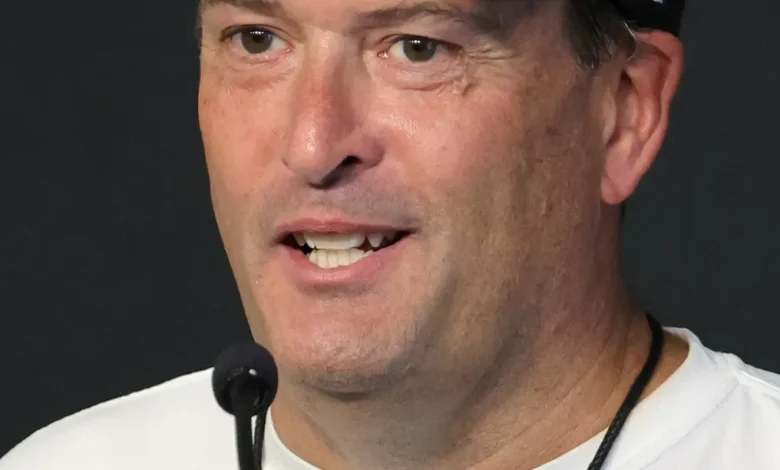 Pete Carroll fires Tom McMahon