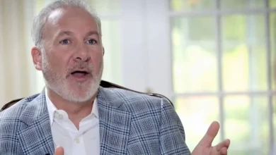 Peter Schiff Doubts Trump’s Crypto Plans, Labels Bitcoin a Ponzi Scheme
