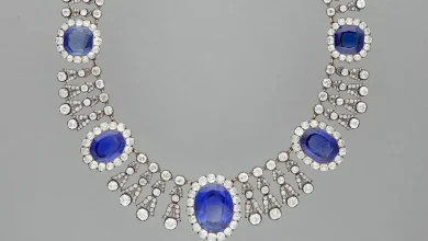 Petty thieves responsible for Louvre heist, prosecutors say