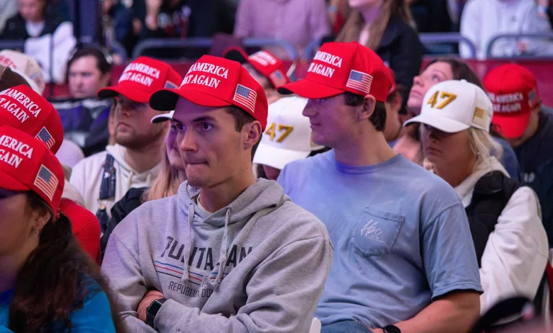 Photos: JD Vance Visits the University of Mississippi, Students Host Counter Rally