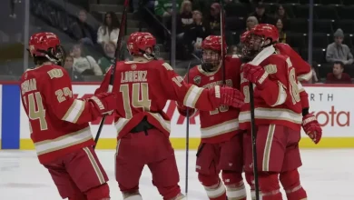 Pioneers Rout Sun Devils in Tempe to Move into First Place in NCHC