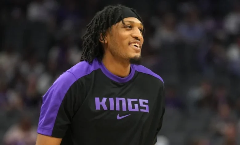 Pistons Claim Isaac Jones Off Waivers