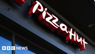 Pizza Hut's parent explores sale of struggling chain