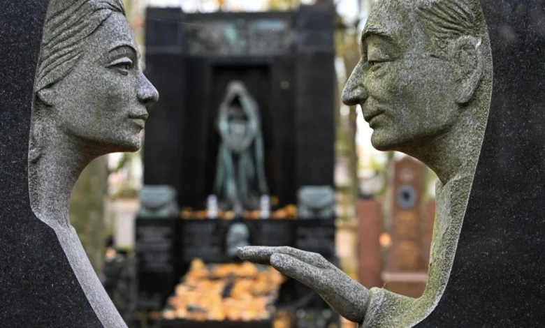 Poland marks All Saints’ Day as nationwide cemetery fundraisers begin