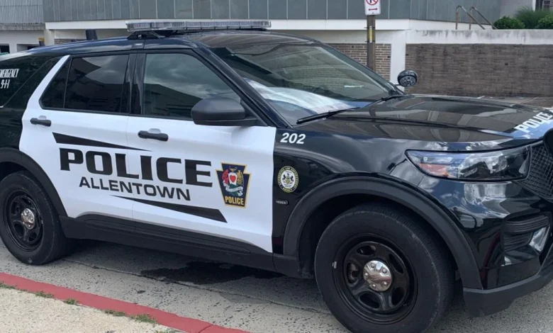 Police accuse woman of stabbing man in Allentown