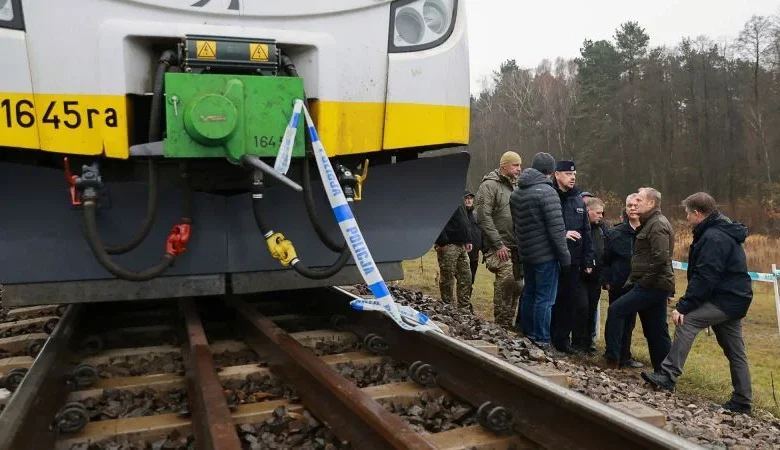 Polish train track that helped transport aid to Ukraine destroyed in ‘act of sabotage,’ prime minister says