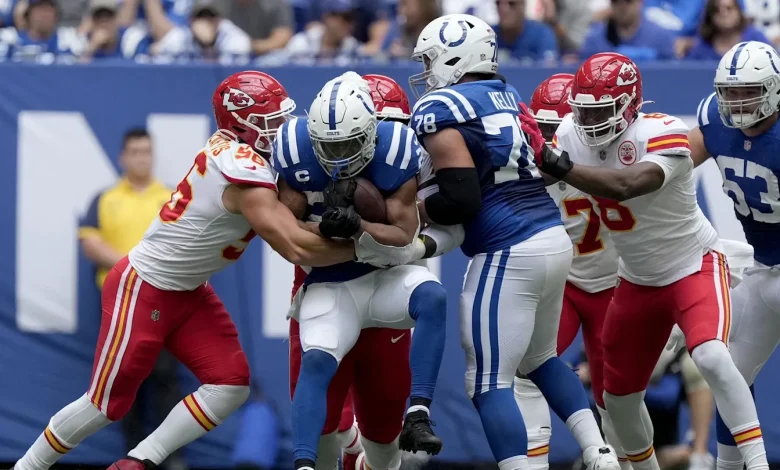 Practice-Squad Elevation Reminds Chiefs They Could’ve Had Taylor