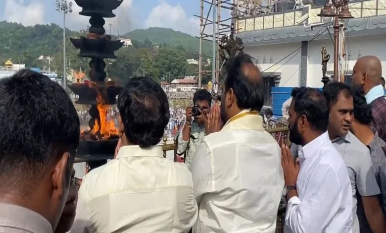 Prayers offered at Lord Venkateswara temple for Indian womens cricket team ahead of World Cup Final