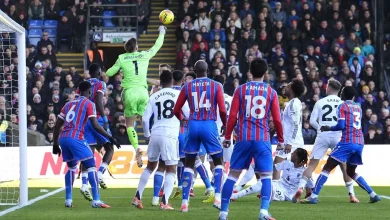 Premier League live updates: Man United travel to Palace