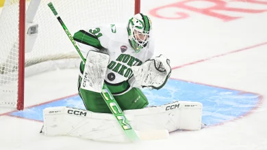 Preview: UND using two goalies as Gibson Homer's old team comes to town