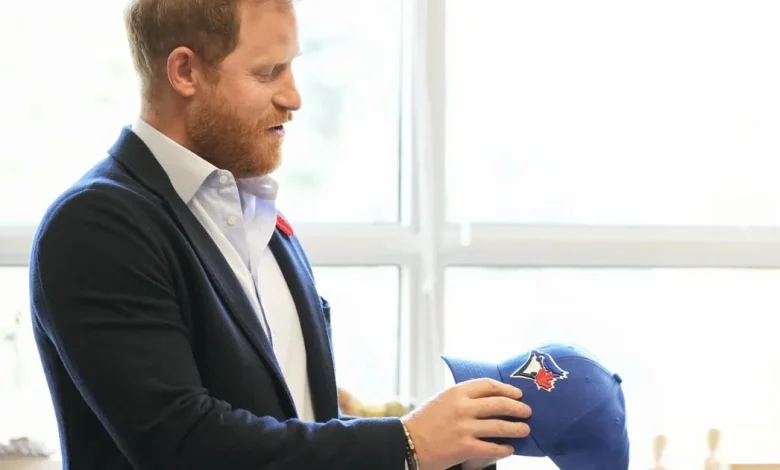 Prince Harry apologizes to Canada for wearing Dodgers hat during World Series