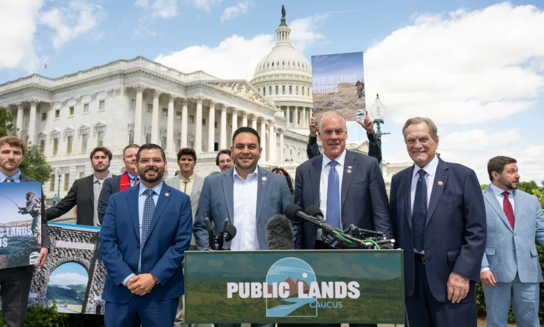 Public Lands Caucus makes first endorsement for Zinke bill