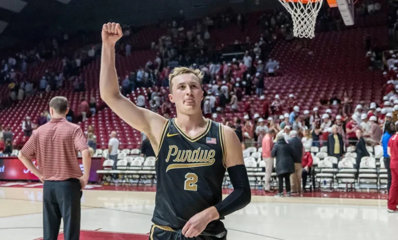 Purdue reclaims No. 1 from Houston in AP Top 25, Louisville and Illinois jump into top 10