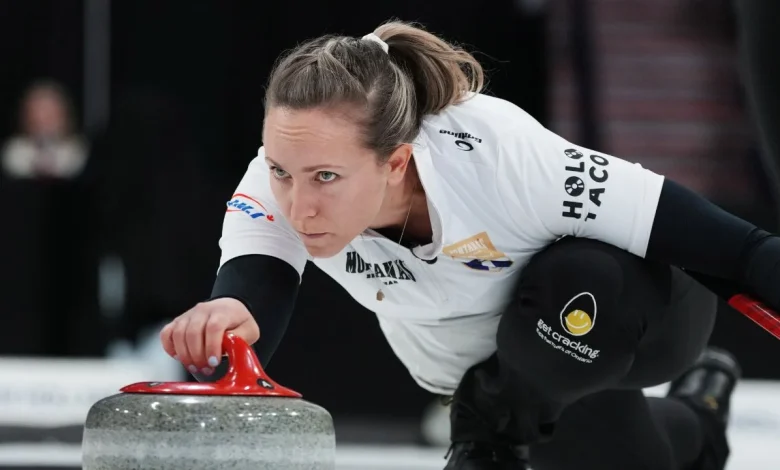 'Put a hope out there': Homan edges Black late, moving one win away from Olympics