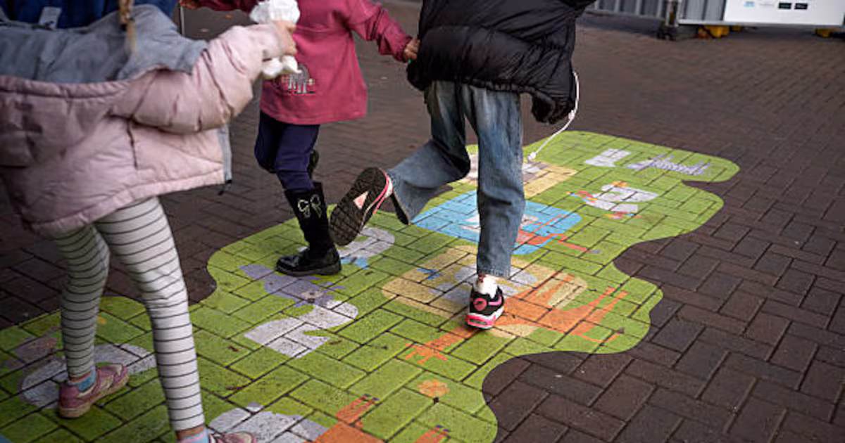 Put long-term homeless families with children at top of housing queue, councils told