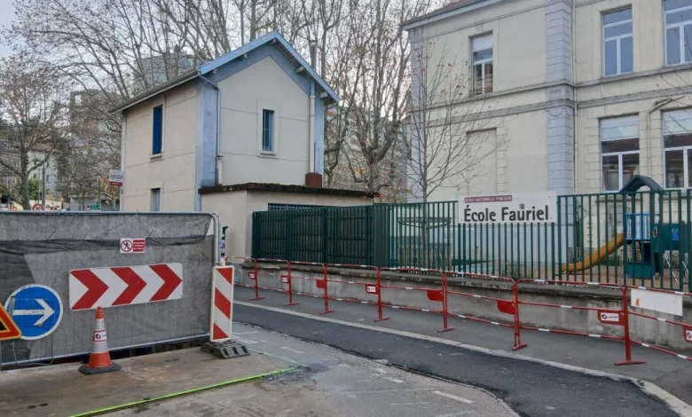 « Quatre mois de travaux » : après l’affaissement, un chantier compliqué à l’école Fauriel