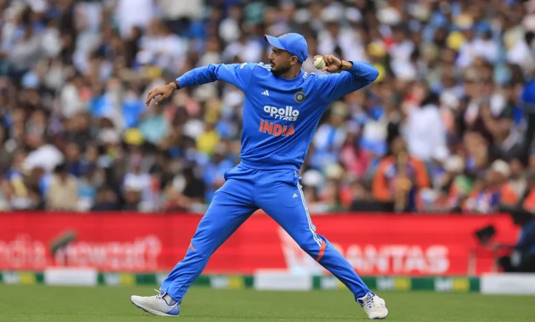 RCB star hits Axar Patel for a massive six onto the stadium roof in AUS vs IND 2025 3rd T20I [Watch]