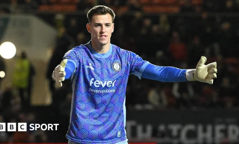 Radek Vitek: Manchester United keeper says his 'goal' is to stay with Bristol City all season