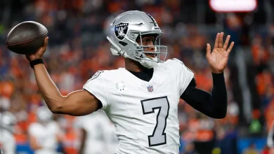 Raiders QB Geno Smith suffers quad contusion in Thursday night loss to Broncos