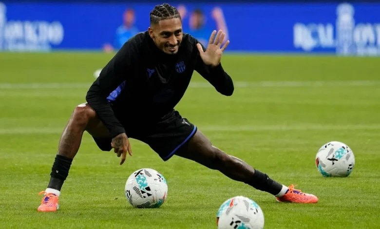 Raphinha, García fit for Barça's Camp Nou return