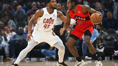 Raptors steamroll Cavs 126-113