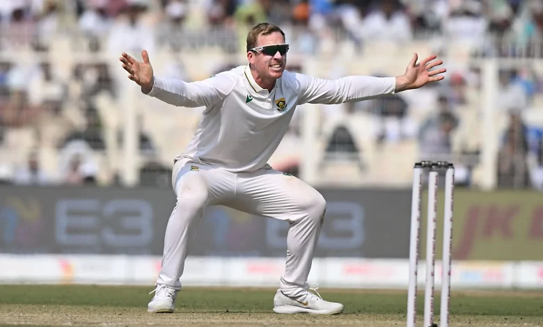 Ravindra Jadeja gets outsmarted by Simon Harmer on 27 in IND vs SA 2025 1st Test [Watch]