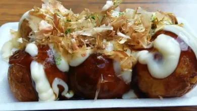 Real takoyaki is almost impossible to find in Tokyo, but this place has it, our hardliner says