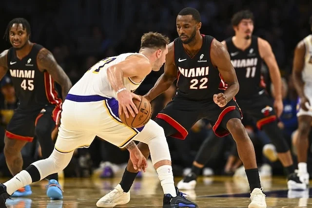 Recap: Lakers Take Care Of Business Against Heat To Earn Third Straight Win