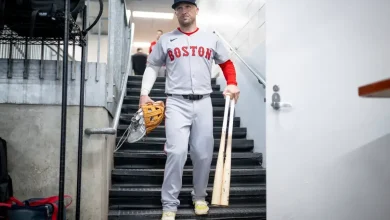 Red Sox Gold Glove Infielder Projected to Sign $182 Million Contract