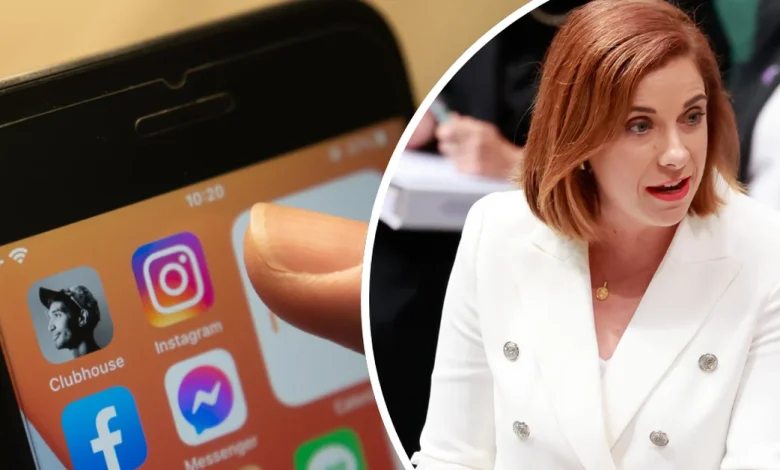 Reddit in, Roblox out: Platforms warned five weeks out from social media age ban