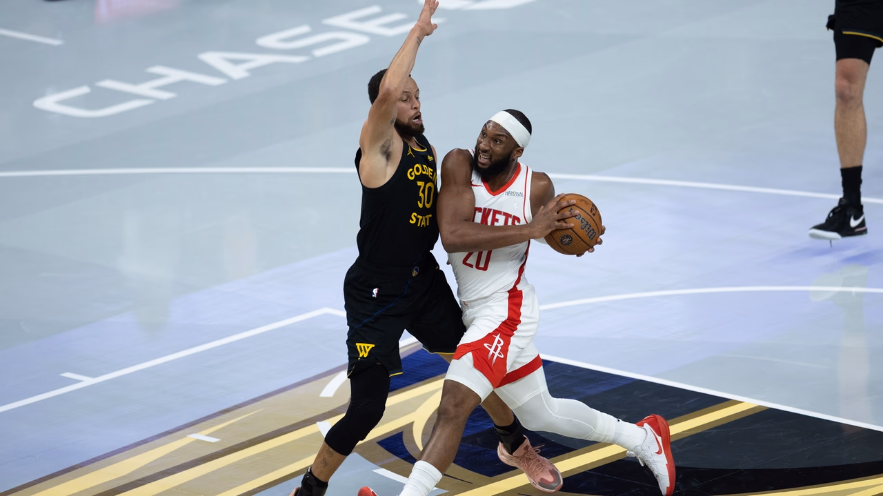 Reed Sheppard scores career-high 31 points as Rockets rally in 2nd half to beat Warriors 104-100