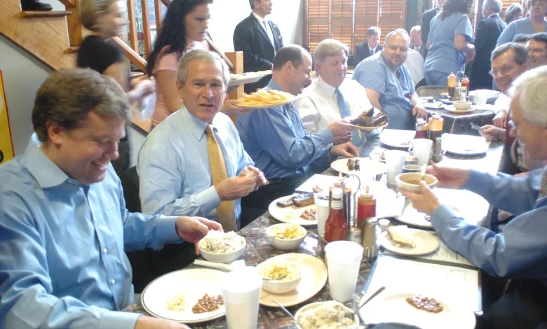 Remember When, Chattanooga? President George W. Bush lunched at Porker’s