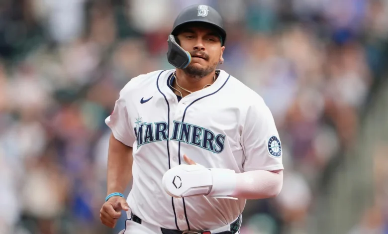 Report: Canadian Josh Naylor finalizing five-year deal with Mariners