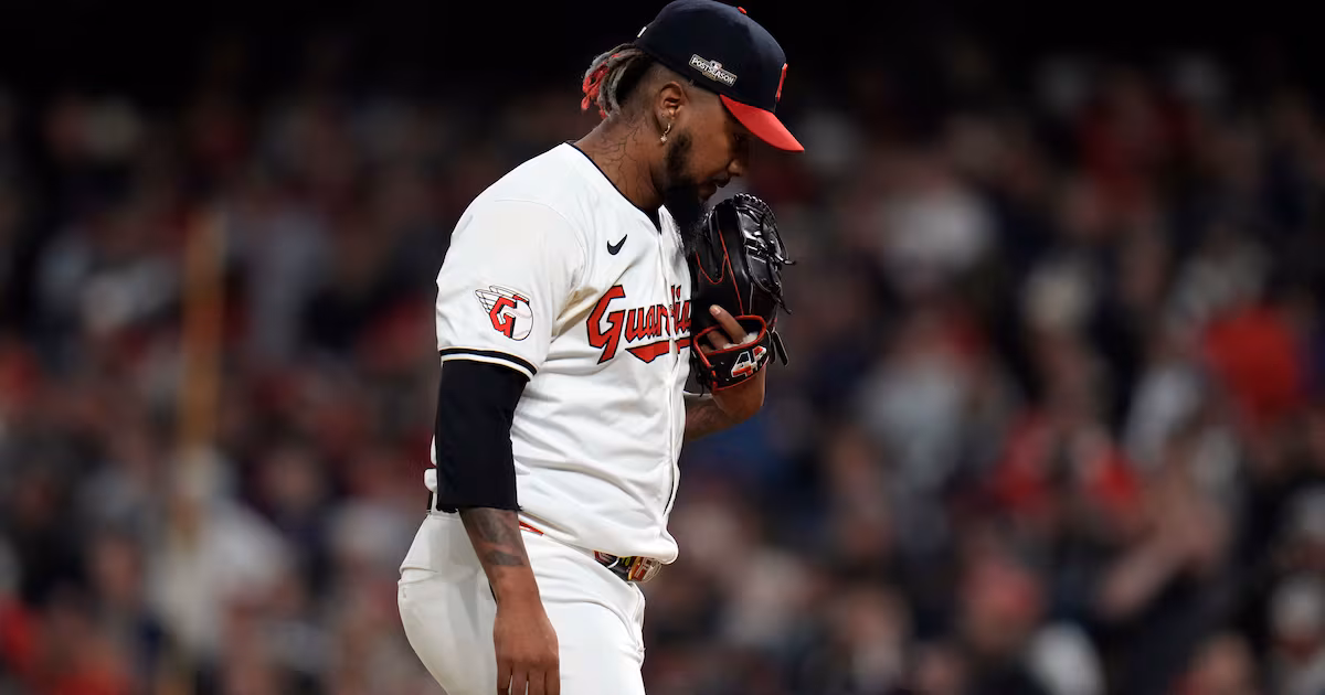 Report: Guardians pitchers Ortiz, Clase indicted on charges related to betting scheme