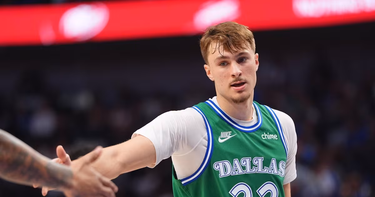 Report: Mavs’ Flagg to miss first game with illness