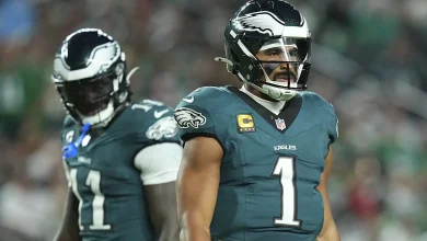 Report: “Multiple Eagles offensive players have grown frustrated with Jalen Hurts’ approach this season”