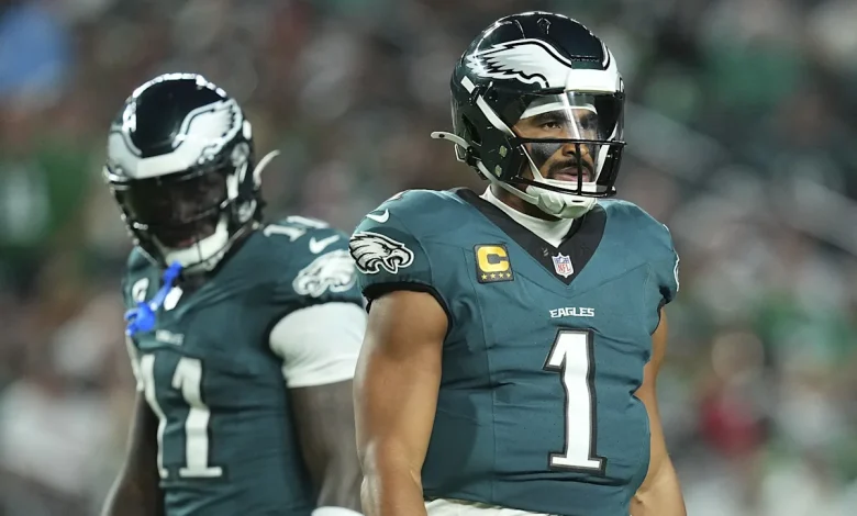 Report: “Multiple Eagles offensive players have grown frustrated with Jalen Hurts’ approach this season”