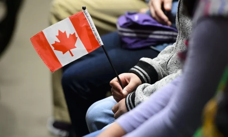 Report finds one in five immigrants leaves Canada within 25 years