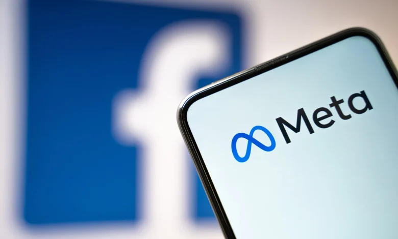 Reportage J.E. | Comptes bloqués, l'inaction de Meta crée un marché noir lucratif