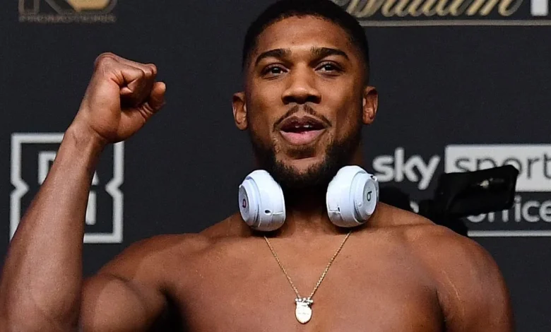 Revealed: Size difference for Joshua vs. Paul