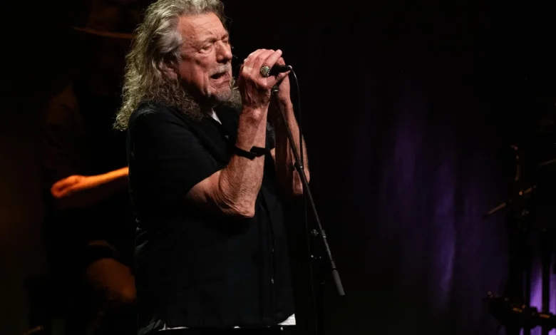 Review: On latest tour with Saving Grace, Robert Plant finds new purpose to keep creating and exploring
