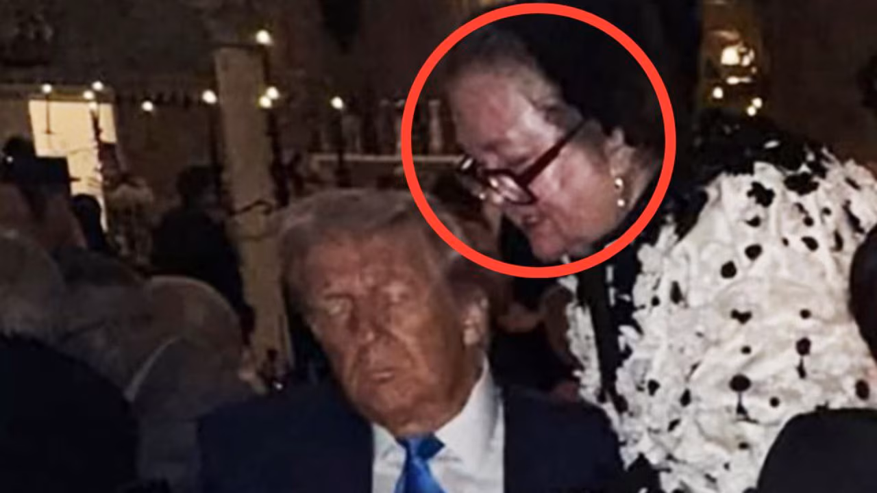 Richest Aussie spotted chatting to Trump