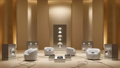 Robbie Williams' new chair is designed with introverts in mind