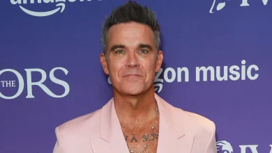 Robbie Williams on 'blurry vision' after taking 'skinny jabs'