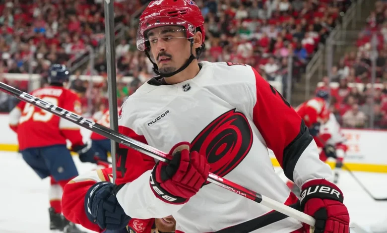 Rod Brind’Amour: It ‘doesn’t look great’ for Seth Jarvis, will be re-evaluated Friday