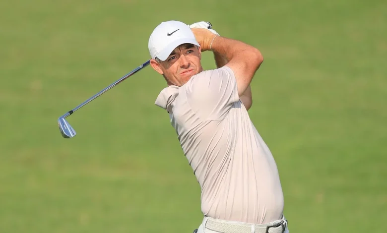 Rory McIlroy nears Dubai title after late birdies