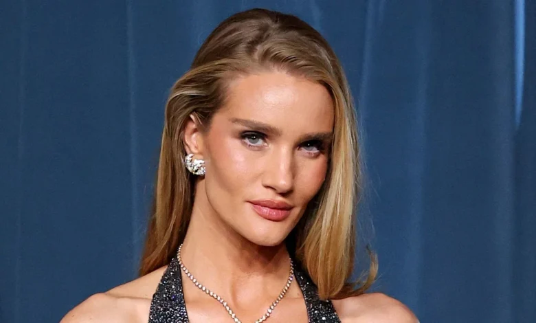 Rosie Huntington-Whiteley’s winter sun cut-out swimsuit has us lusting after warmer weather