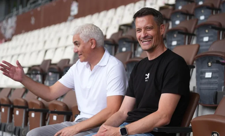 Rückendeckung für Blessin