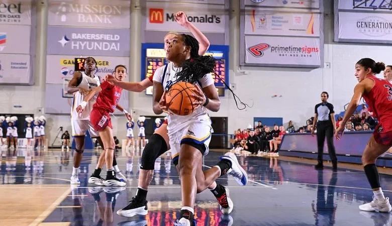 `Runners Down Shockers for Back-to-Back Road Wins